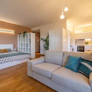 Comfort House con balcone Appartamento